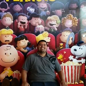 Meet your Posher, Max